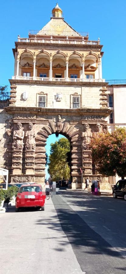 Biddizzi Apartment Palermo Bagian luar foto